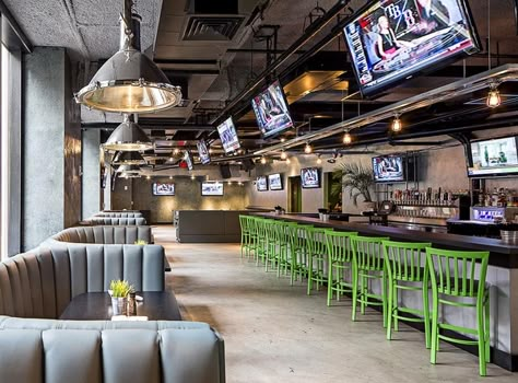 Warehouse Bar, Sport Bar Design, Sports Bar Decor, Sports Pub, Dallas Restaurants, Pub Interior, Industrial Style Home, Pub Design, Design Café