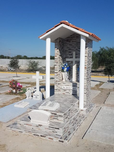 Tombstone Designs Modern, Monument Ideas, Home Altar Catholic, Tombstone Designs, Modern Kitchen Storage, Cemetery Monuments, Mexico House, Cemetery Art, Spanish Style Homes