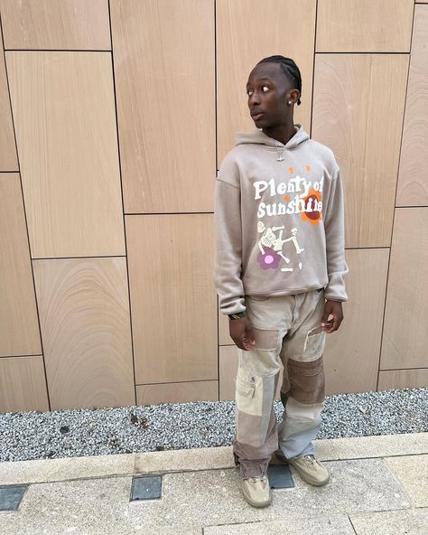 Cream Streetwear Outfit Black Male 
Carhart Patchwork Outfit 
Broken Planet Market Jumper Cream Streetwear Outfit, Broken Planet Outfit, Yeezy Boots Outfit Men, Yeezy Desert Boots Outfit, Yeezy Boots Outfit, Desert Boot Outfit, Streetwear Outfit Black, Desert Boots Outfit, Patchwork Outfit