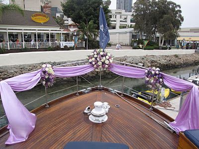 Wedding Decorations On A Boat, Lake Wedding Decorations Summer, Boat Wedding Decorations, Yacht Decorating Ideas, Boat Wedding Ceremony, Ceremony Ideas Wedding, August Weddings, San Diego Coronado, Yacht Decor