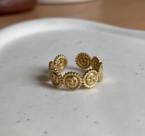 Sunny Faces Adjustable Ring, Sun Faces 18k Gold Plated Ring, Boho Sun Ring - Etsy Plated Gold Ring, Gold Hippie Rings, Gold Adjustable Ring, Gold Crystal Ring, Boho Gold Jewelry, Funky Gold Rings, Boho Gold Rings, Simple Gold Rings Indian, Sun Ring Gold