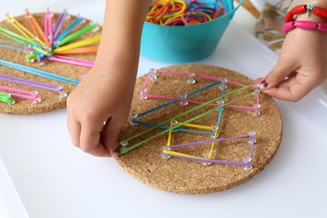 Diy Geoboard, Hand Strengthening Activities, Homemade Popsicles, Montessori Math, Sensory Boxes, Summer Crafts For Kids, Play Ideas, Math Concepts, Fine Motor Activities