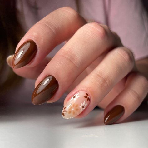 Brown Nails Design, Simple Fall Nails, Smink Inspiration, Makijaż Smokey Eye, Thanksgiving Nails, Short Acrylic Nails Designs, Brown Nails, Floral Nails, Chic Nails