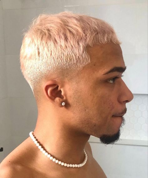 #babypink #buzzcut #malemodeltrending #model #aesthetic #nyc #nychairstylist #nyctravel #brooklyn #nycolorist #pink #pastelgoth #pastelpinkhair #rosegoldhair #guytang #guyhair #angileesworld Rose Gold Buzzcut, Pastel Pink Buzzcut, Rose Gold Hair Men, Pastel Pink Hair Men, Curly Hair Buzzcut, Pink Buzzcut Men, Guy Pink Hair, Buzzcut Color, Color Hair Men