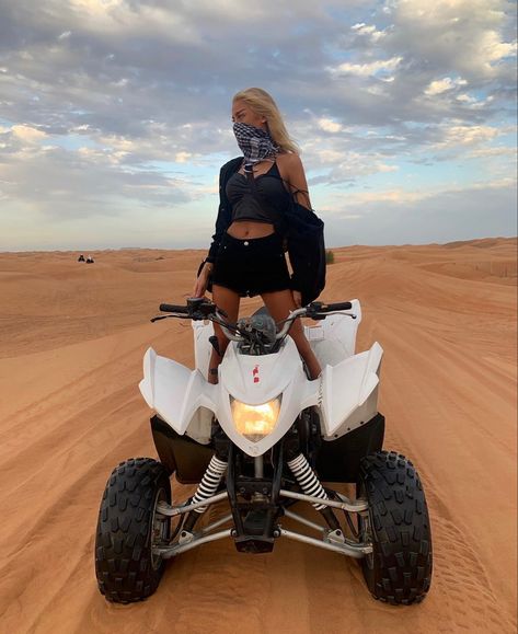 Instagram influencer Sophie Marstatt posing for insta pic on quad bike in Dubai desert Sand Dunes Outfit, Sand Dunes Photoshoot, Dubai Outfit, Desert Outfit, Quad Biking, Dubai Outfits, Desert Safari Dubai, Atv Riding, Desert Safari