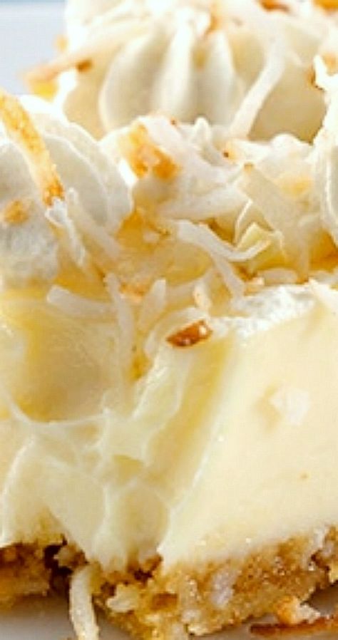 Meyer Lemon Pie With Condensed Milk, Lemon Cream Pie Condensed Milk, Creamy Lemon Pie Condensed Milk, Lemon Pies Recipes, Lemon Supreme Pie Recipe, Lemon Pie With Condensed Milk, Myer Lemon Recipes, Meyer Lemon Pie, Pie With Condensed Milk