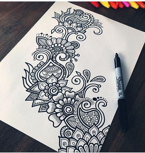 Henna Patterns On Paper, Paisley Tattoo Design, Paisley Tattoo, Leg Sleeve Tattoos, Leg Tattoo Ideas, Paisley Doodle, Henna Drawings, Zen Doodle Patterns, Easy Mandala Drawing