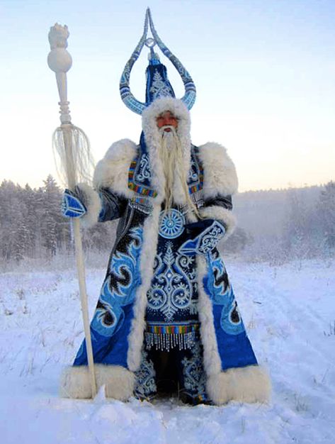 Taken from stashally user @morgan. Ded Moroz (Father Frost) Also known as the Russian Santa Claus [Reddit, u/ Mechanical_Lizard] Russian Christmas Traditions, Winter Costume, Russian Santa, Snow Maiden, Human Form, We Are The World, Uncle Sam, People Of The World, Father Christmas