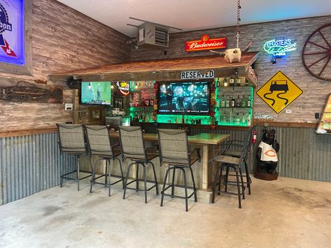 Man Cave Bars, Shop With Man Cave, Rustic Mancave, Garage Sports Bar, Garage Game Rooms Rustic, Basement Bar Ideas Man Caves, Man Cave Ideas Garage, Rustic Garage Bar Ideas, Pole Barn Hangout Ideas