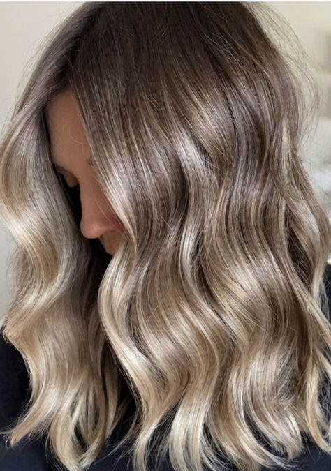 Blonde Balayage Medium Length, Balayage Medium Length, Kristin Cavallari Hair, Autumn Blonde, Winter Blonde Hair, Fall Blonde Hair Color, Medium Length Blonde, Blonde Highlights On Dark Hair, Fall Blonde Hair