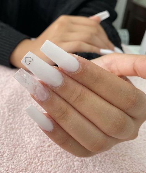 White Tapered Square Nails With Designs, White Simple Acrylic Nails, Coffin White Acrylic Nails, Tapered Square Nails, Purple Acrylic Nails, Acrylic Nail Set, Claw Nails, Aesthetic Nails, Colored Acrylic Nails