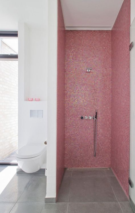 5. Cottage Style Bathrooms, Pink Mosaic, Tiled Bathroom, Mosaic Bathroom, Deco Rose, Pink Tiles, Colourful Tile, Pink Bathroom, Dream Bathroom