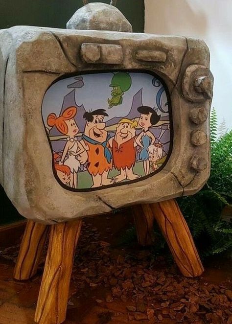 Fantasia Flinstones, Flintstone Christmas, Flintstones Costume, Pebbles And Bam Bam, Pebbles Flintstone, Second Birthday Ideas, Kids Themed Birthday Parties, Birthday Themes For Boys, 2nd Birthday Party Themes