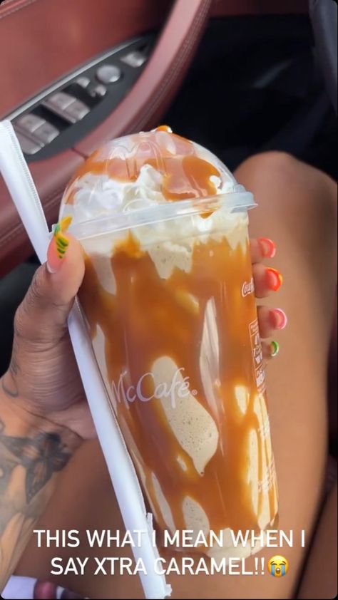 Mcdonalds Frappe, Mcdonalds Caramel Frappe, Mcdonald’s Caramel Frappe Recipe, Carmel Frappe Mcdonald’s Recipe, Carmel Frappe Aesthetic, Caramel Frappe, Perfume Hacks, Healthy Food Dishes, Junk Food Snacks