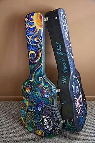 Handpainted guitar case by Shawn Elizabeth Decorated Guitar Case, Painted Guitar Case, Painted Instruments, Painted Guitar, Painted Pianos, Violin Case, Guitar Ideas, Custom Electric Guitars, Guitar Painting