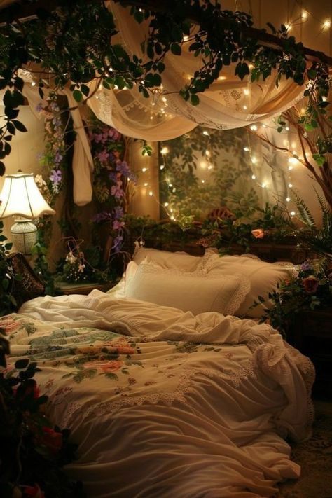 Vibes Bedroom Aesthetic, Party Room Aesthetic, Fairy Core Cottage, Wedding Party Room, Fake Ivy, Vibe Bedroom, Cottage Core Room, Dream Bedroom Inspiration, Fairy Bedroom