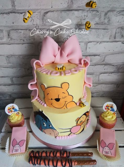 Winnie The Pooh Gender Reveal Cake, Pooh Bear 1st Birthday Girl, Piglet Baby Shower Ideas, Girly Winnie The Pooh Party, Winnie The Pooh 1st Birthday Girl, Baby Shower Themes Girl Winnie The Pooh, Winnie The Pooh First Birthday Girl, Winnie The Pooh Baby Shower Cake Girl, Pooh Bear Baby Shower Cake