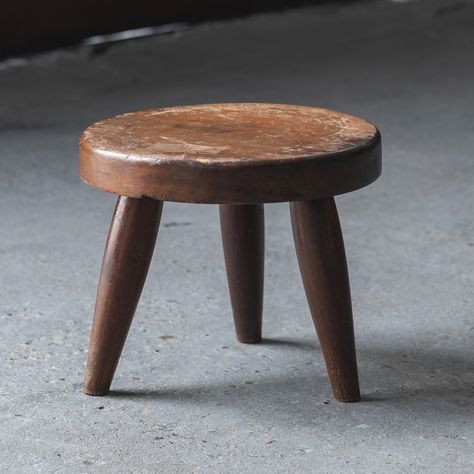 Listed on VNTG.com: Tripod milking stool, France 1960s | #vntg #vintage Milk Stool, Milking Stool, Wooden Stools, Fritz Hansen, Leather Ottoman, City Furniture, Colored Leather, Vintage Italian, Tripod