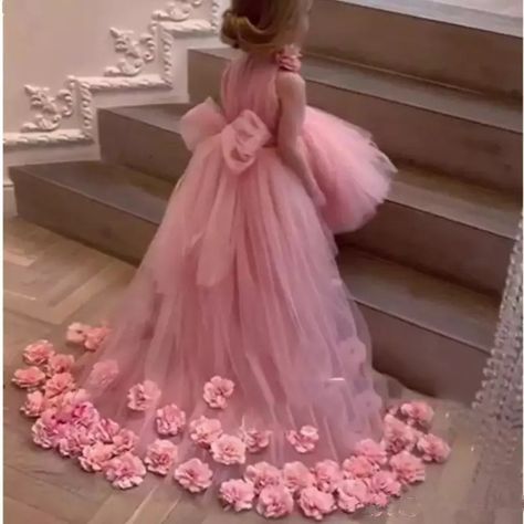 Encanto Decor, Tulle Pattern, Birthday Princess Dress, Gown Neckline, Girls Birthday Party Dress, Girls Bridesmaid Dresses, Cheap Flower Girl Dresses, Vestidos Color Rosa