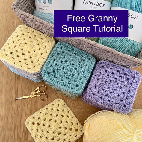 Tutorial for making a single-colour Granny Square Perfect Granny Square Crochet, 3 Inch Granny Square Crochet, Solid Colour Granny Square, Single Color Granny Square Crochet Pattern, Granny Square Easy Pattern, Easy Granny Square Designs, One Colour Granny Square Pattern, 6 Inch Granny Squares, Single Colour Granny Square