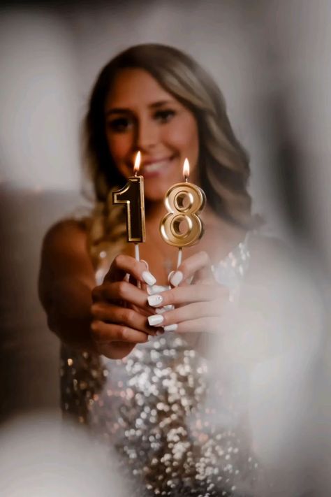 Birthday Photo Shoot With Balloons, 18th Birthday Photo Ideas, Photoshoot Ideas For Women Outdoor, 31st Birthday Photoshoot, 8th Birthday Photoshoot Ideas, 18th Birthday Photoshoot Ideas Outdoors, 31st Birthday Photoshoot Ideas, Birthday Photoshoot Ideas Outdoor, Birthday Photoshoot Ideas For Women