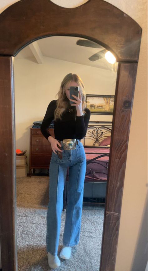 Western Outfit With Nike Blazers, Wide Leg Western Outfit, Western Outfits With Wide Leg Jeans, Western Wide Leg Jeans Outfit, Light Wash Jeans Outfit Western, Wide Leg Jeans Western Outfit, Western Outfits With Button Up, Punchy Shoes, Basic Western Outfit