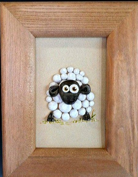 Pebble Art Animals, Sheep Pebble Art, Patio Ideas Stone, Rocks Aesthetic, Stone Pictures Pebble Art, Stone Paint, Sheep Crafts, Driftwood Art Diy, Rock Painting Tutorial