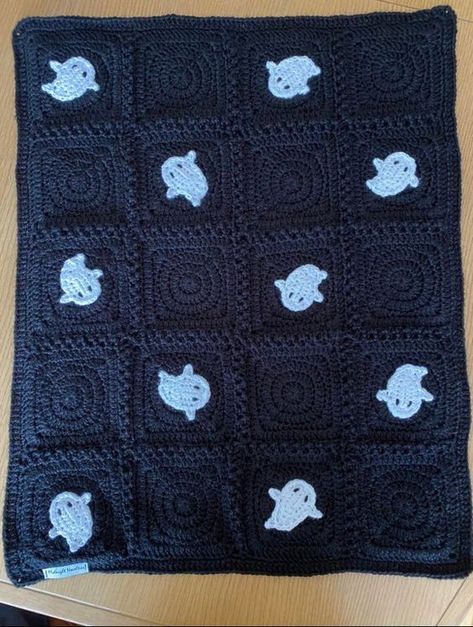 Granny Square Crochet Pattern Sewing Patterns, Crochet Crescent Moon Granny Square, Ghost Crochet Pattern Blanket, Crochet Ghost Square, Halloween Crochet Patterns Blanket, Saturn Granny Square, Emo Granny Squares, Spiderweb Granny Square Pattern, Crochet Ghost Granny Square Pattern