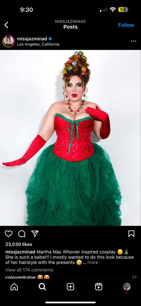 Martha May Hair, Martha May And Grinch Costume, Martha Mae Who Costume, Martha May Whovier Makeup, Martha May Costume, Grinch Group Halloween Costume, Martha May Whovier Costume Diy, Martha May Whovier Costume, Whoville Costumes Women