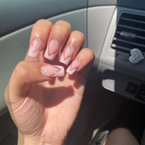 Short V shaped pink french tip with pink glitter and rhinestones on each finger. French Tip With Pink Glitter, V Shape French Tip, V Cut French Tip Nails, V French Tip Nails, Pink Pedicure, Pink Ceiling, Pink French Tip, Cheetah Print Nails, How To Cut Nails