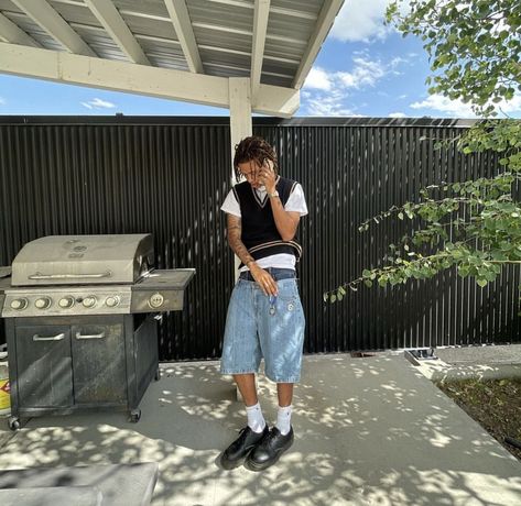 Tokyo Outfits, Loafers Men Outfit, Streetwear Ideas, Teen Boy Outfits, Model Looks, Baggy Clothes, Street Style Outfits Men, Summer Streetwear, Street Fashion Men Streetwear