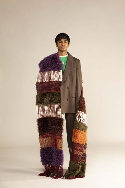 Menswear Trends, Fashion Newsletter, Chunky Knitwear, Fall 2022, Long Scarf, Mens Fashion Trends, Ethical Fashion, Knit Scarf, Paris Fashion