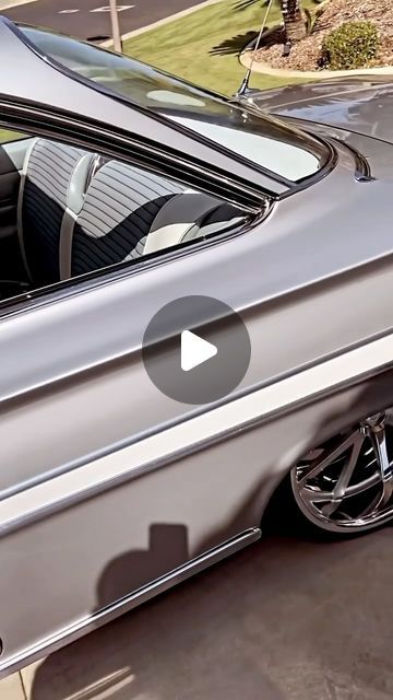 11K views · 4.2K likes | LOWRODS ™️ on Instagram: "Sixty-1 Impala BubbleTop LOWROD 🔥 #lowrods #61 #chevrolet #impala #bubbletop #lowrod #shoplowrods" Cool Car Paint Jobs, 61 Impala Lowrider, 62 Impala Lowrider, 66 Nova, 64 Impala Lowrider, 1967 Impala Lowrider, 1962 Chevy Impala, 1961 Impala Lowrider, Revell Model Cars