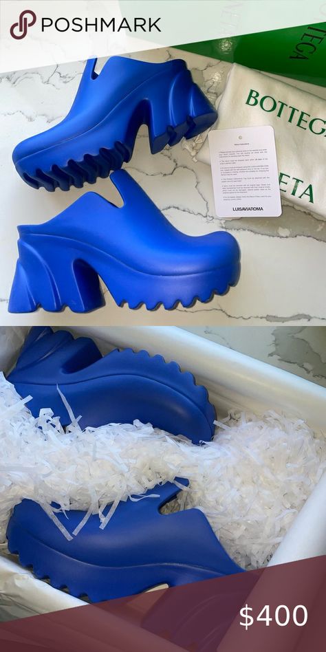 BOTTEGA VENETA rubber mule clogs 37 Funky Footwear, Clog Outfit, Bottega Veneta Shoes, Stella Mccartney Elyse, Timberland Boots, Mule Clogs, Bottega Veneta, Mule, Clogs