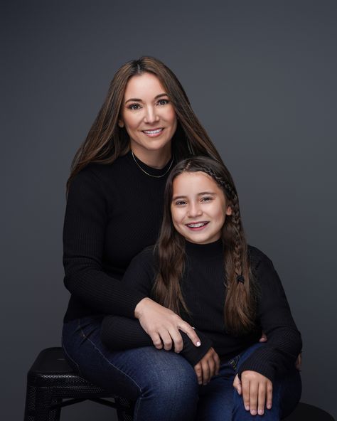 @jonsete initially came for branding herself! Her daughter @dania_reyna86 popped in a couple of shots and we got to capture this precious mother-daughter portrait ✨ Hair/makeup: @bridalfairy_by_edith #mommyandme #portraits #motherdaughter #motherdaughterportraits #bdphotography #mcallentx #studiolighting #photography #photographystudio #fashion #motherhood #love #mcallenphotographer #rgvphotographer #fun #family #sonyusa Mother Daughter And Son Photoshoot, Mother Daughter Headshots, Mother Dauter Photoshoot, Mother Daughter Studio Shoot, Mother And Daughter Portraits, Mother Daughter Poses Older, Mother Daughter Portraits, Mother Daughter Photography Poses, Mom Daughter Photography