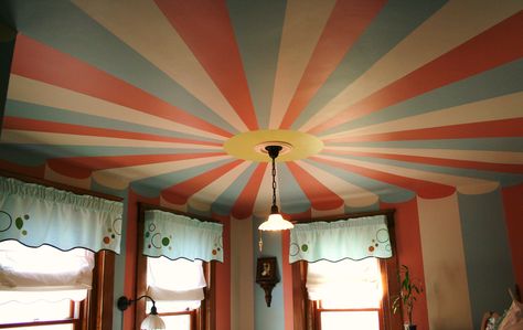 Circus tent painted ceiling Circus Theme Room Decor, Clown Nursery Theme, Circus Ceiling, Circus Room Decor, Striped Painting, Circus Themed Bedroom, Carnival Nursery, Tent Ceiling, Nursery Ceiling