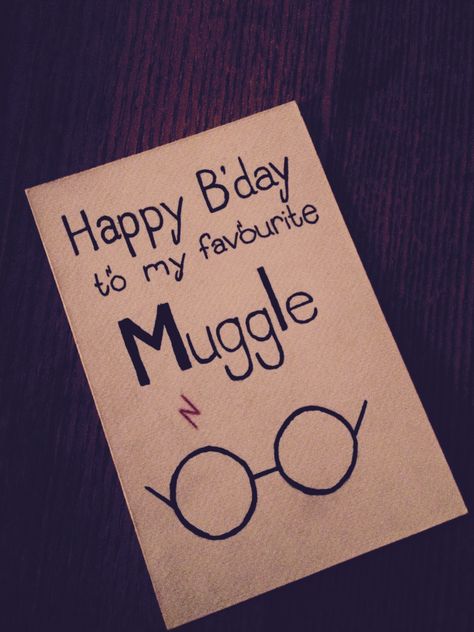 birthday card #harrypotter #diy Harry Potter Birthday Letter, Harry Potter Birthday Gift Ideas, Harry Potter Card Ideas, Harry Potter Presents, Harry Potter Card, Harry Potter Birthday Cards, Harry Potter Gifts Diy, Happy Birthday Harry Potter, Harry Potter Cards