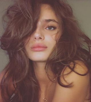 Plump that pout! Taylor Hill Instagram, Supermodel Hair, Perfume Victoria Secret, Alena Shishkova, Alexis Ren, Taylor Marie Hill, Victoria's Secret Angel, Malibu Barbie, Taylor Hill