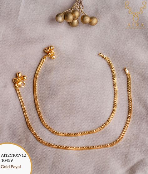 Kolusu Designs Gold, Gold Payal Design Simple, Gold Anklets Indian Simple, Gold Payal, Dubai Jewellery, Payal Design, Payal Designs Silver, Purple Duvet, Silver Anklets Designs