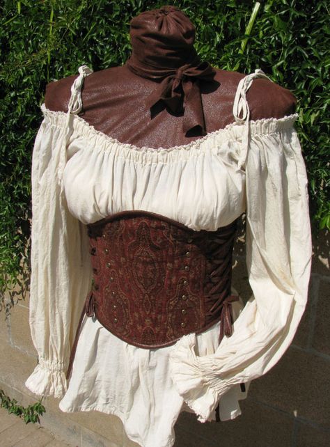 Medieval Renaissance Steampunk Lace Trimmed Off by CurvyWench Crazy Clothes, Medieval Wedding, Gothic Wedding Dress, Red Wedding Dresses, Glad Rags, Steampunk Clothing, Pirate Costume, Black Wedding Dresses, Costume Outfits