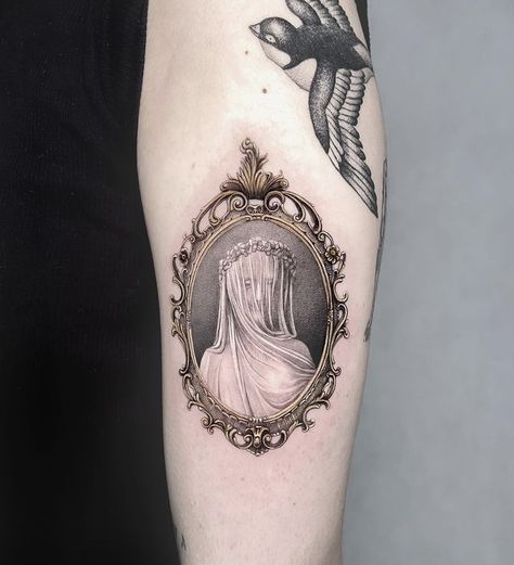 Classic Paintings Tattoo, Period Piece Tattoo, Victorian Era Tattoo Ideas, Small Victorian Tattoo, Framed Painting Tattoo, Victorian Picture Frame Tattoo, Vintage Portrait Tattoo, Victorian Era Tattoo, Victorian Aesthetic Tattoo