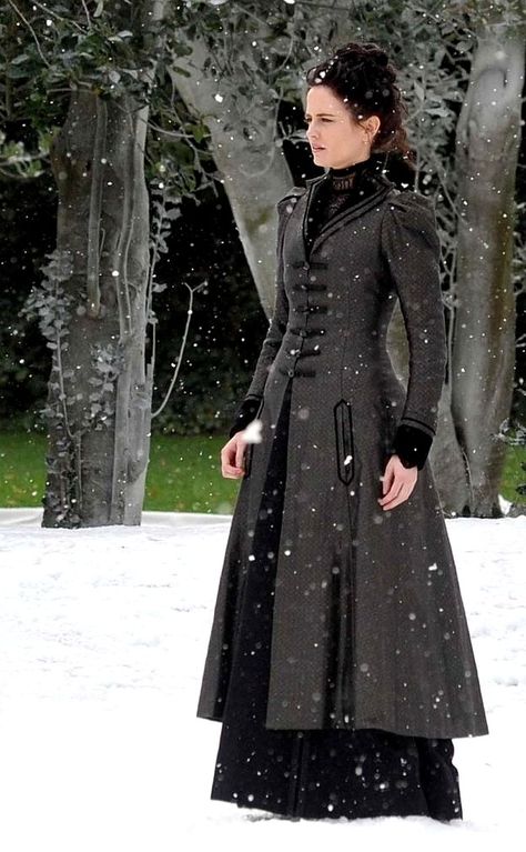 Penny Dreadful Dress, Penny Dreadful Costumes, Penny Dreadful Vanessa Ives, 1890s Outfits, Vanessa Ives, Victorian Coat, 1890s Fashion, Penny Dreadful, 19th Century Fashion