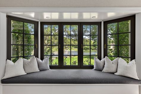 Window Seat Ideas Bedroom, Tree House Kitchen, Bay Window Installation, Bay Window Seat Ideas, Upstairs Tv Room, House In Country, Modern Bay Window, Old Barn House, Black Framed Windows