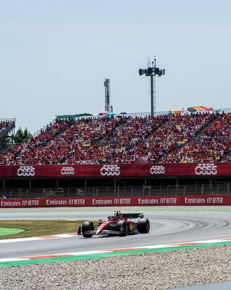 Scuderia Ferrari on Twitter: "#Carlos55 passes BOT, he is P4 now 👊 9 laps to go. #SpanishGP… " F1 Barcelona, Budapest Spa, Spanish Grand Prix, F1 Ferrari, Racing Circuit, Ferrari F1, Scuderia Ferrari, Michael Schumacher, Jeddah