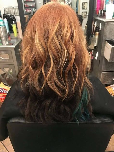 Ginger Hair With Dyed Ends, Ginger Reverse Ombre, Natural Red Hair With Black Underneath, Ginger Hair With Black Tips, Hair Astethic, Ginger And Black Hair, Reverse Ombre Hair, Dimensional Hair, Auburn Red Hair