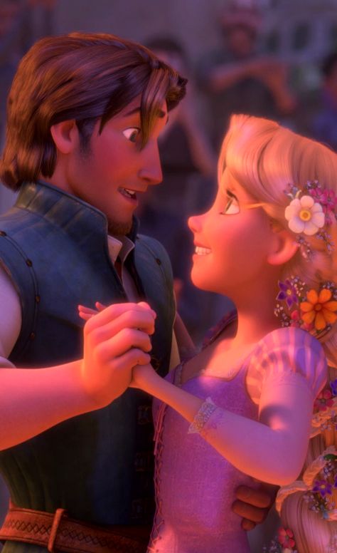 Are you destined to find love in a hopeless place like Wall-E and EVE? Or are you more of a Dory, you find a guy, forget about him and move on to the next adventure? Let's see if we can forecast your love life by your taste in Pixar movies. Disney Çiftleri, Rapunzel Y Flynn, Princesse Disney Swag, Tangled Wallpaper, Rapunzel Disney, Rapunzel And Flynn, Foto Disney, Rapunzel And Eugene, Images Disney