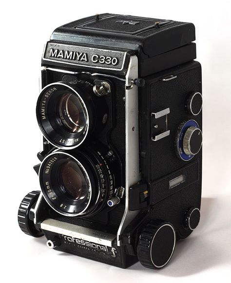 Solid TLR camera Mamiya C330F Mamiya C330, Twin Lens Reflex Camera, Reflex Camera, Antique Cameras, Medium Format Camera, Photographer Camera, Old Cameras, Classic Camera, Creative Photography Techniques