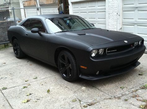 Black Challenger, Dodge Challenger Black, Cars For Girls, Tmax Yamaha, 2014 Dodge Challenger, Dodge Challenger Hellcat, Dodge Challenger Srt Hellcat, Dodge Muscle Cars, Dodge Challenger Srt