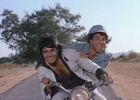 Sholay 3D may be Amitabh Bachchan's 71st birthday gift http://ndtv.in/145S9R3 Indian Funny, Cult Movie, Blockbuster Movies, Amitabh Bachchan, Cult Movies, Hindi Film, Great Films, Hindi Movies, Bollywood Movies