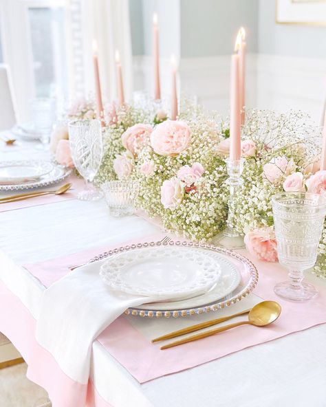 Pale Pink Table Setting, Bridal Shower Charger Plates, Rose Pink Table Setting, Elegant Pink Table Setting, Pink Plate Chargers, Pink Chargers Table Settings, Pink Theme Table Setting, Simple Pink Table Setting, Light Pink White And Gold Party Decoration